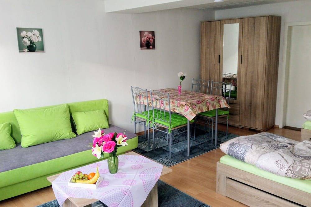 Ganze Wohnung, Schnuckeliges Paradies A in Waldbrunn, Neckar-Odenwald-Kreis