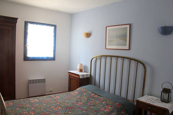 Gîte pour 4 personnes, avec jardin et terrasse à Cabrières-d'Aigues - 2