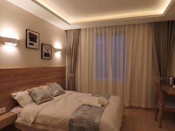 Maison d’hôte pour 2 personnes, avec vue et jardin à Bondy