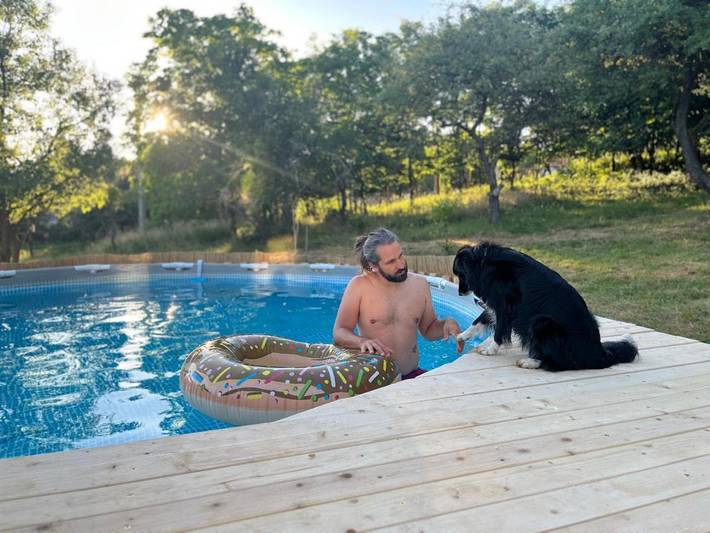 Chalet für 4 Personen, mit Garten und Whirlpool sowie Terrasse und Pool in Ungarn
