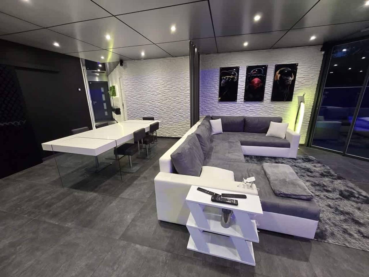 Family Villa with Pool near Béziers in Lignan-sur-Orb, Region de Béziers