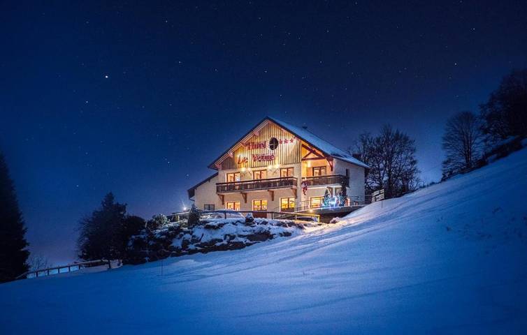 Hôtel pour 2 personnes, avec terrasse ainsi que sauna et vue, animaux acceptés à Le Valtin - 3