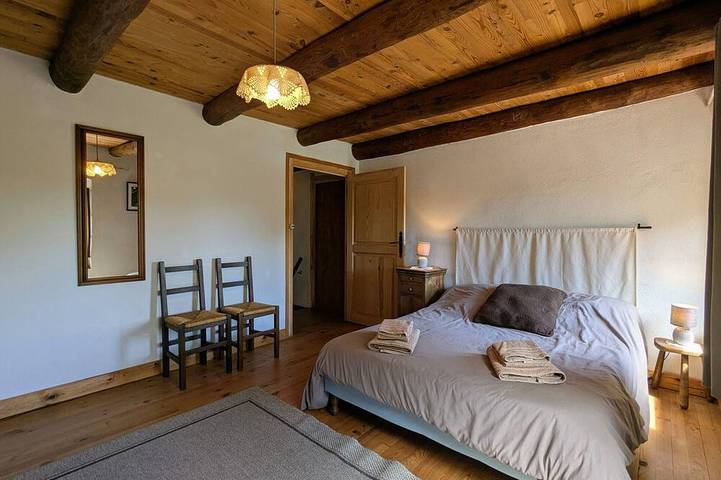 Gîte pour 6 personnes, avec jardin à Rosières - 2