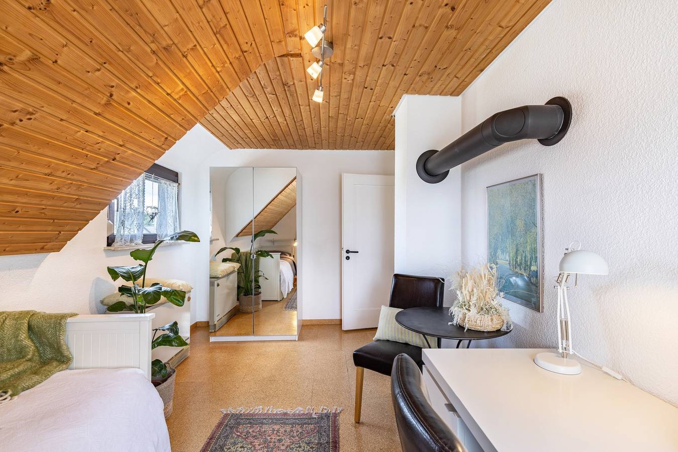 Ganze Wohnung, Ferienwohnung 'Kalkau' mit Bergblick, Gemeinschaftsgarten und Wlan in Lichtenstein, Neckar-Alb