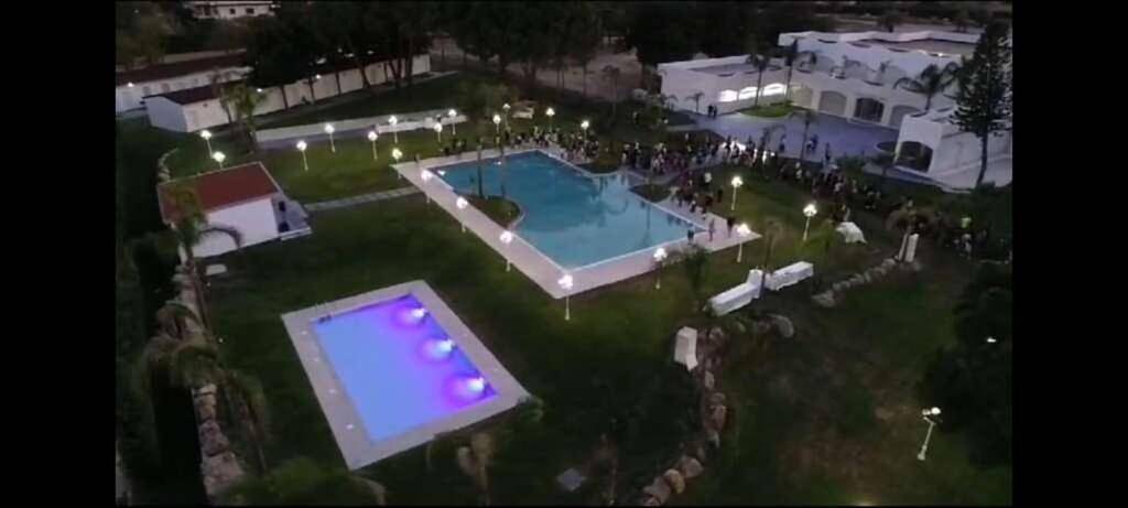 Bungalow für 6 Personen, mit Garten und Kinderpool sowie Pool in Kalabrien