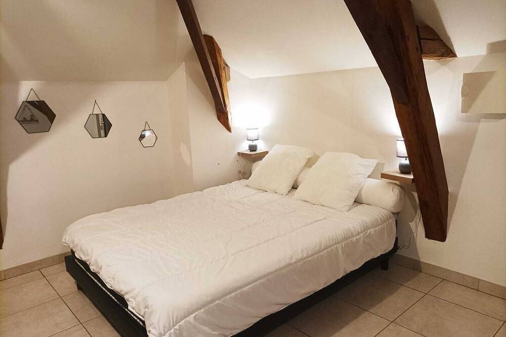 Studio en pleine campagne avec jardin privatif in Bournand, Vienne (France)