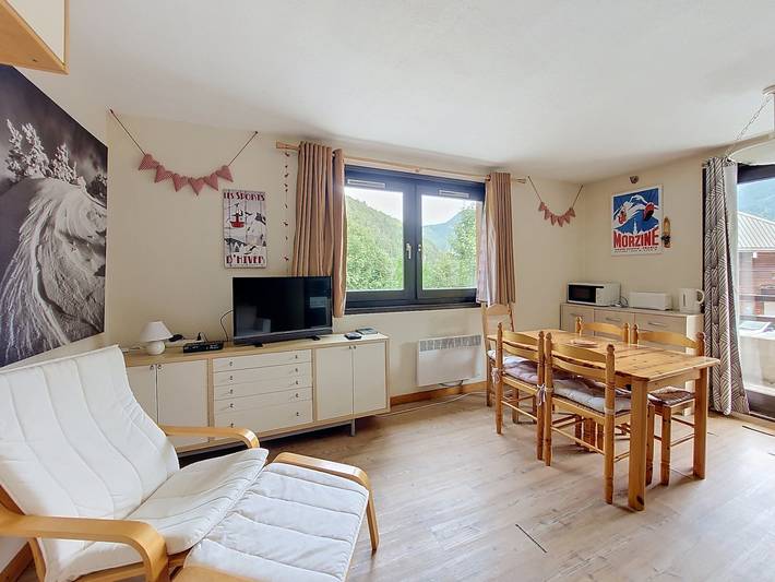 Studio entier, Relais S29 - 4 personnes - Studio lumineux - Saint Jean D'Aulps station - Proche Morzine in Saint-Jean-d'Aulps, Les Portes du Soleil