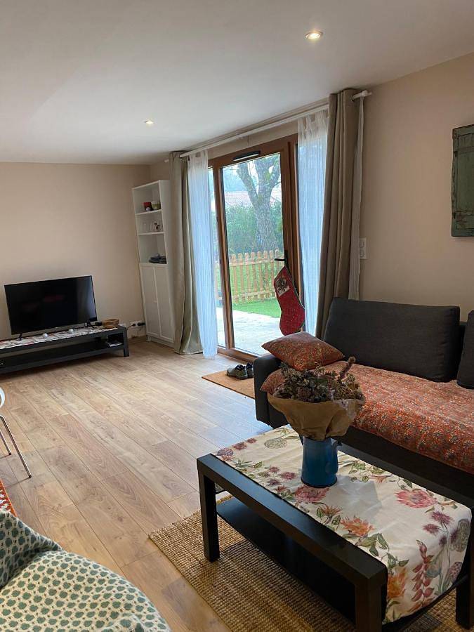 Deluxe Queen Suite in Montcaret, Périgord Pourpre