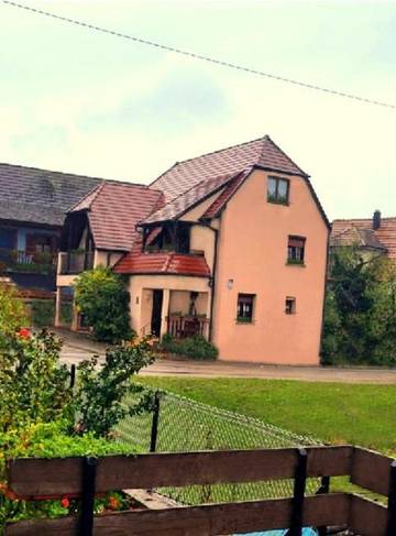 Gîte pour 15 personnes, avec balcon et vue à Rorschwihr