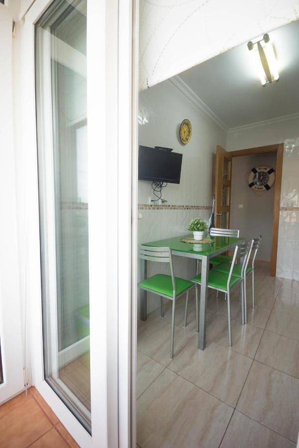 Gîte pour 4 personnes, avec Terrasse et Jardin ainsi que Piscine et Vue à Cervo (Espagne) - 3