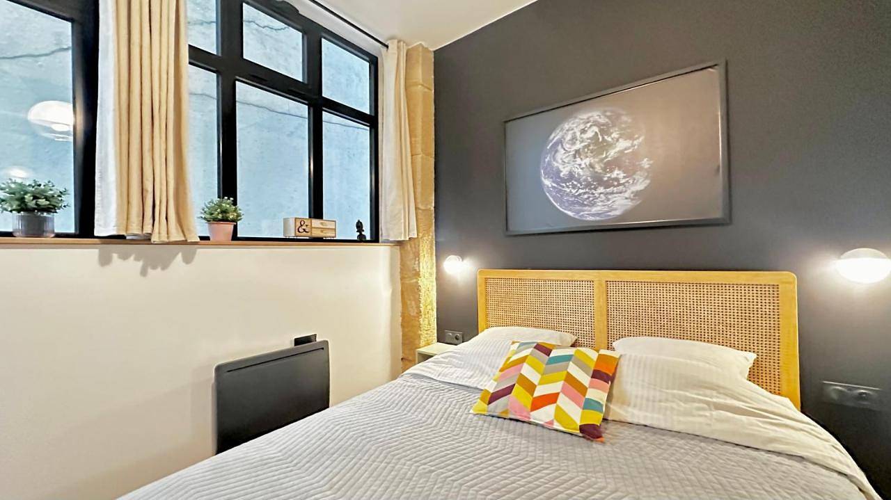 Appartement entier, One-Bedroom Apartment in Paris, Île de France