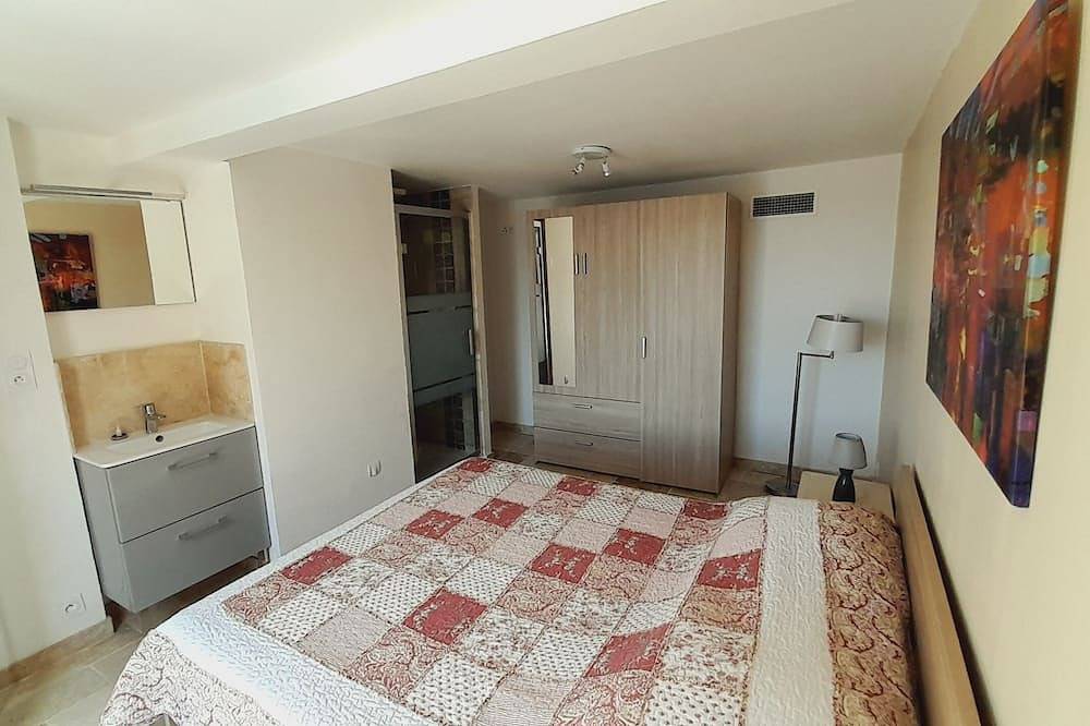 Villa in an idyllic location in Claviers, Draguignan region