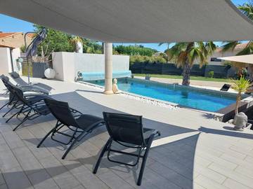 Cottage pour 6 personnes, avec piscine et terrasse à Saint-Aunès