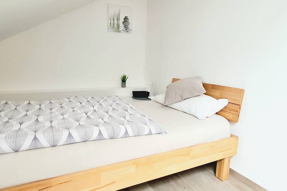 Ferienhaus 'Haus Viva La Vida' mit privater Terrasse, Garten und Wlan in Pilsting, Ostbayern