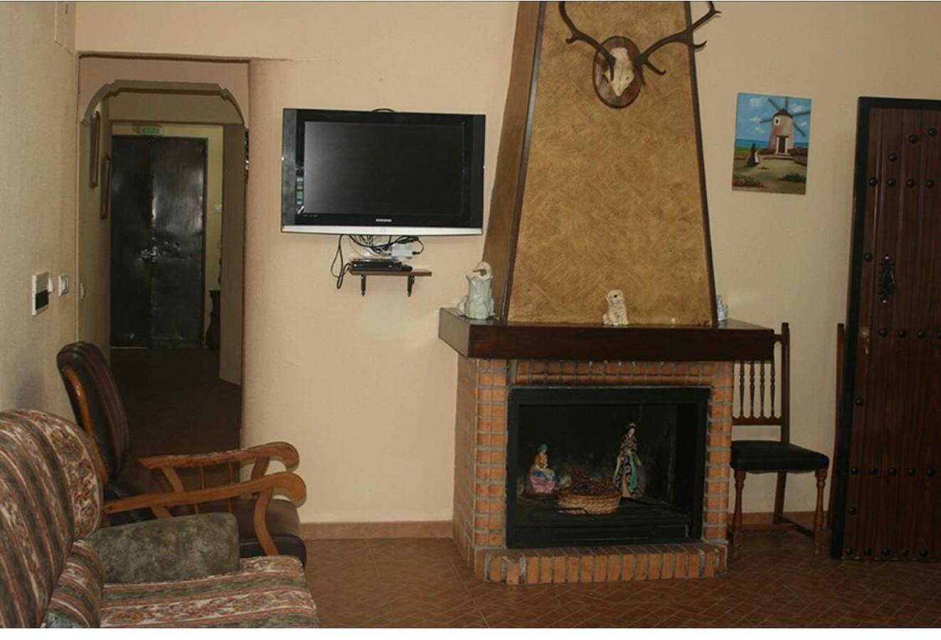 Villa cómoda con piscina privada en Mesas de Guadalora in Mesas de Guadalora, Hornachuelos