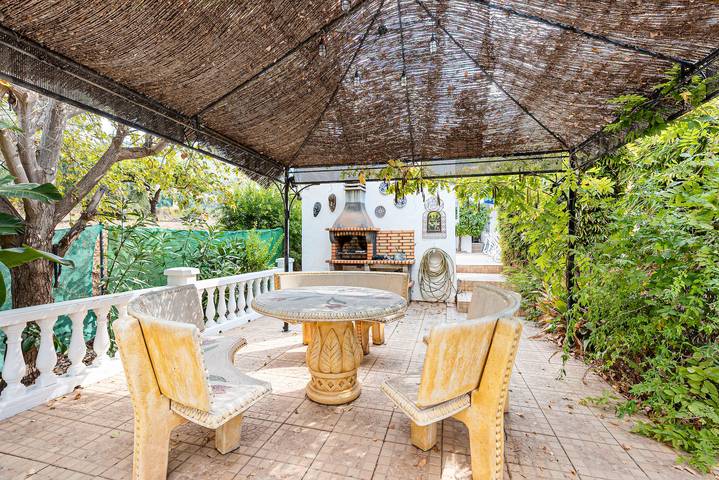 Casa rural para 6 personas, con jardín y jacuzzi, Familias con niños en Alcaucín - 3