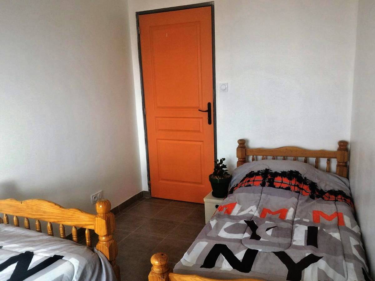 Double or Twin Room with Shared Bathroom in Le Monastier-sur-Gazeille, Parc naturel régional des Monts d'Ardèche