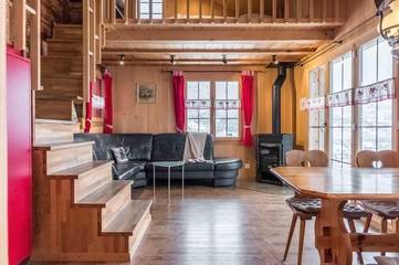 Chalet für 5 Personen, mit Terrasse und Whirlpool sowie Sauna im Berner Oberland