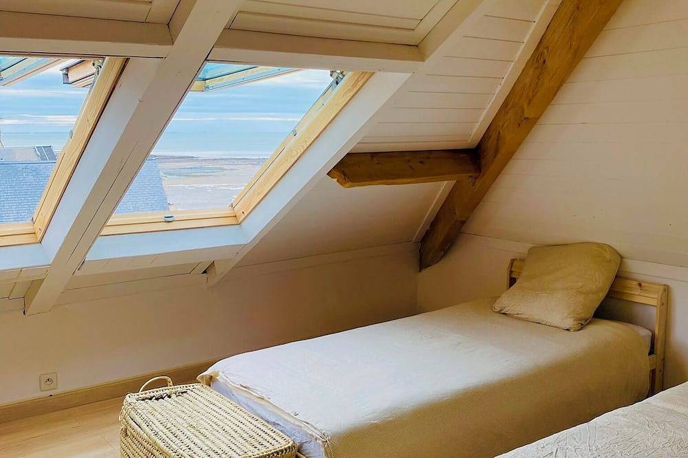 Le Mistral, sea view 5min from Trouville/Deauville in Villerville, Region de Lisieux