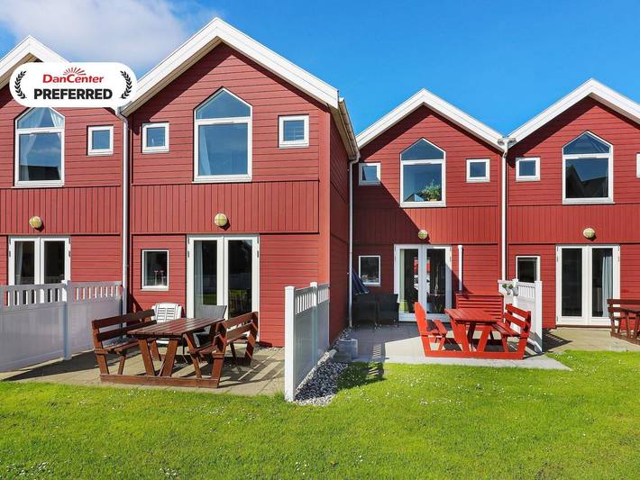 Ferienwohnung für 6 Personen, mit Terrasse und Garten, kinderfreundlich in Øster Hurup