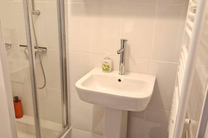 Apartamento entero, The Walsh Bien Rare, Calme Dans une Cour Privé Sans Passage ni vi à vi in Bourges, Región de Bourges