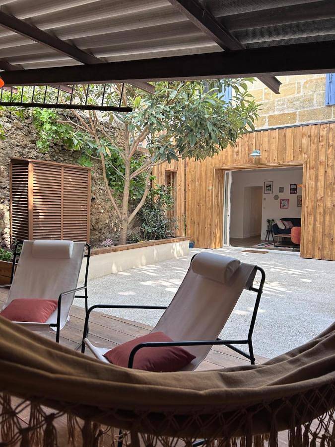 Location de vacances pour 6 personnes, avec Terrasse et Vue à Lamothe-Montravel - 3