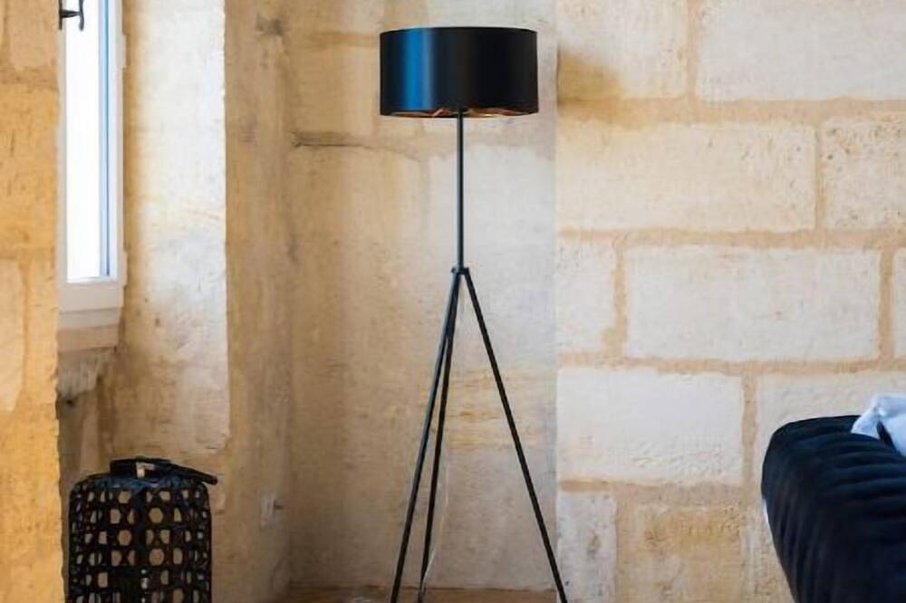 Entire apartment, Magnifique Loft Type Boutique Hôtel à Libourne in Libourne, Libourne region