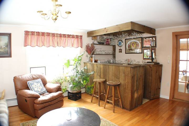 Vacation rental for 24 people, with yard and hot tub as well as pool and sauna in Mount Snow