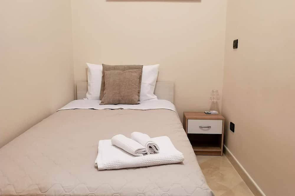 Entire apartment, Loft Magna Grecia in Reggio Calabria, Reggio Calabria Province