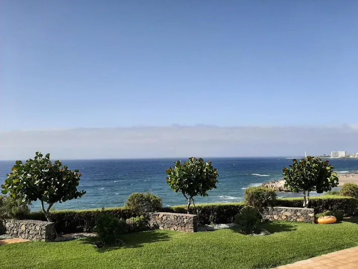 Apartamento de vacaciones para 3 personas, con jardín además de piscina y vistas - 1