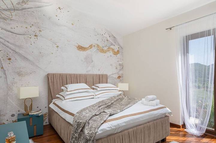 Villa Filomena - Omiš by Villas Guide in Dalmatinisches Zagora