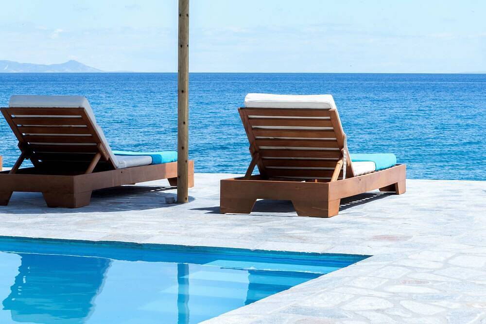 The Saronic Villa - Jungle on the sea in Agii Theodori, Korinthia