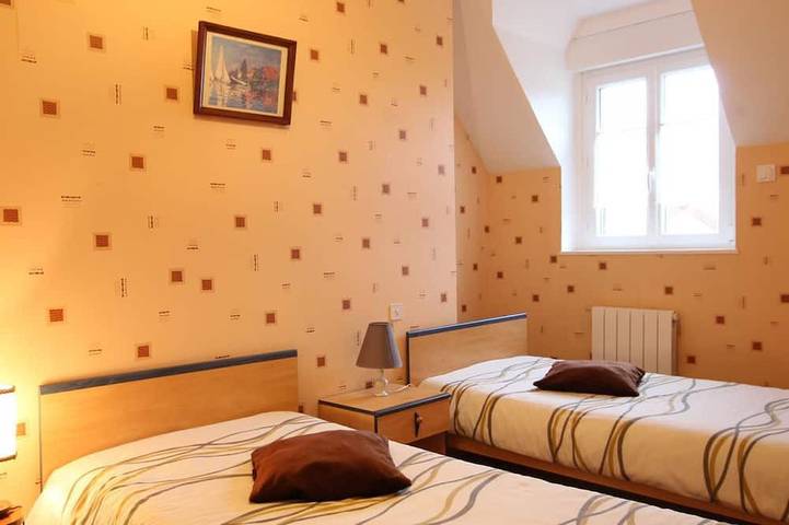 Gîte pour 6 personnes, avec jardin, animaux acceptés à Teurthéville-Bocage - 4