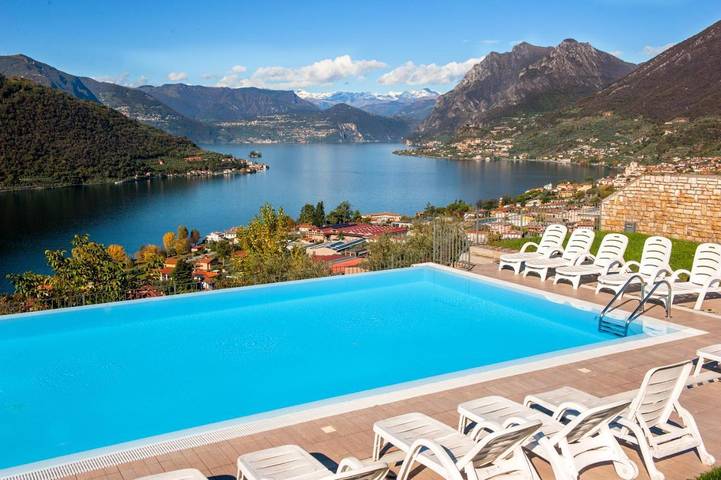 Ferienwohnung für 5 Personen, mit Ausblick und Garten sowie Pool und Seeblick - 1