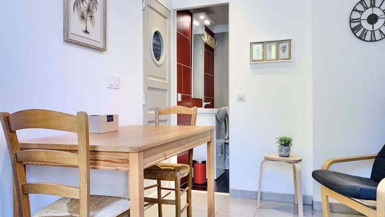 Ganze Ferienwohnung, Ferienwohnung für 2 Personen (22 m²) in Lumbin in Lumbin, Isère