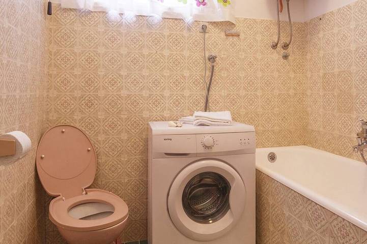 Ganze Wohnung, 1-Zimmer-Ferienwohnung mit Terrasse Komiza (Vis in Komiza, Split-Dalmatien