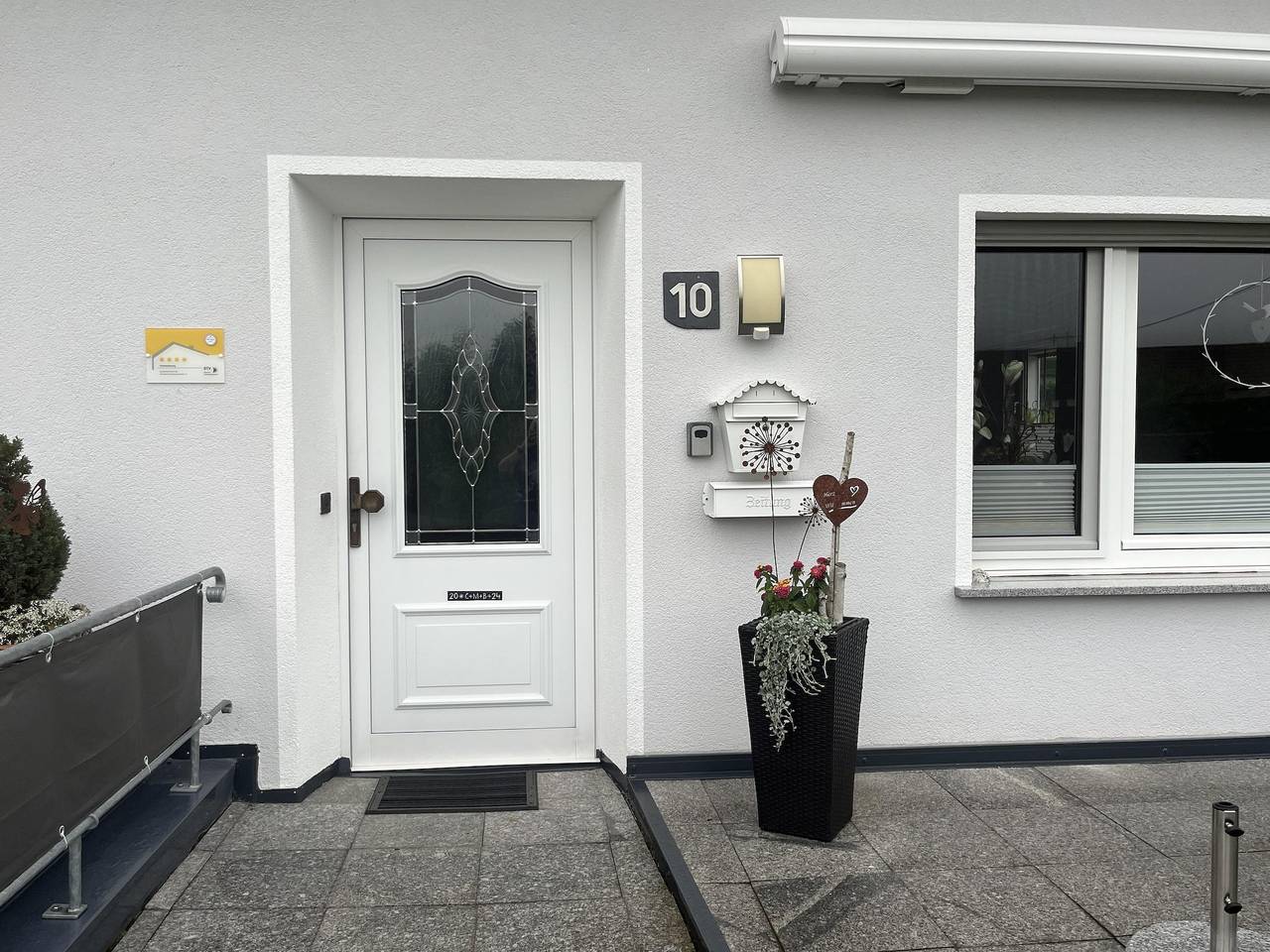 Ganze Ferienwohnung, 2-Bett-Ferienwohnung Dusche/Wc, 1 Schlafraum in Oberstadtfeld, Vulkaneifel