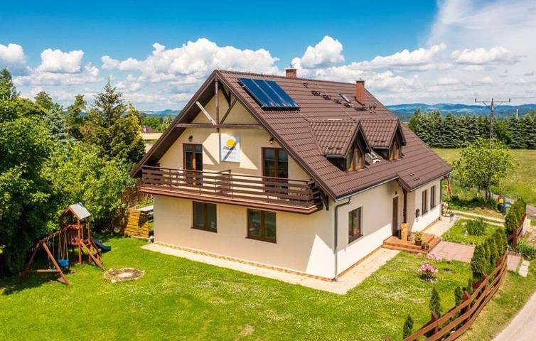 Casa de huéspuedes para 20 personas, con vistas y jardín en Polonia