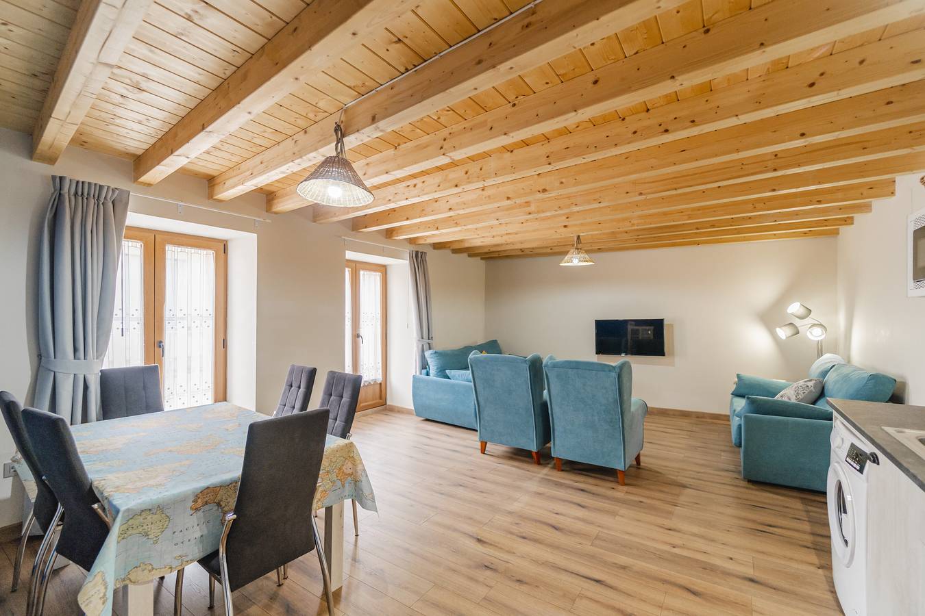Entire apartment, Apartment 'Agua' with Shared Garden, Balcony and Wi-Fi in Ribera del Duero, San Martín de Rubiales