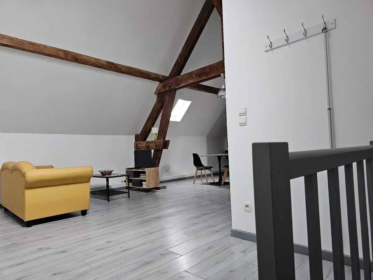 Appartement entier, Appartement charmant à Beaugency, 60 m² + Douche moderne in Beaugency, Vallée de la Loire