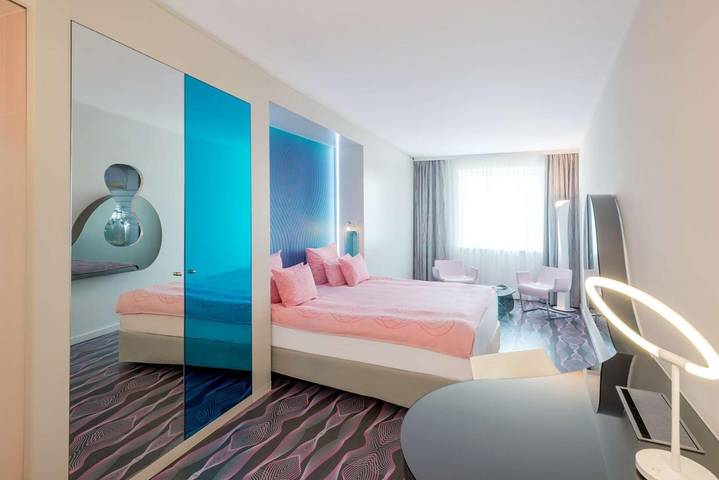 Hotel für 2 Personen, mit Ausblick und Sauna sowie Terrasse, mit Haustier in Berliner Mauer - 2