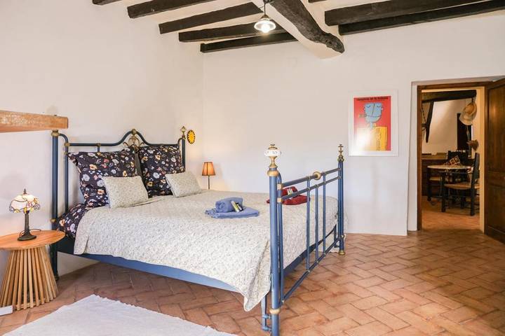 Gîte pour 8 personnes, avec Balcon et Vue à Besalú - 2