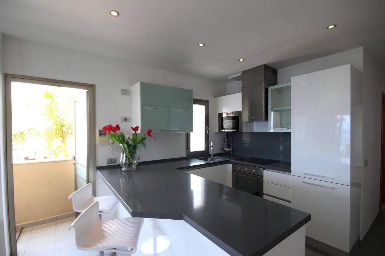 Appartement entier, Two-Bedroom Apartment in La Caleta, Adeje