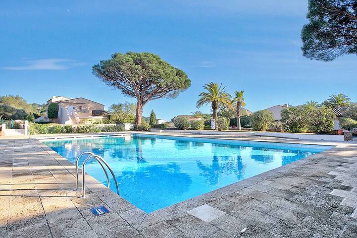 Vakantiewoning voor 2 personen, met zwembad en balkon in Ramatuelle