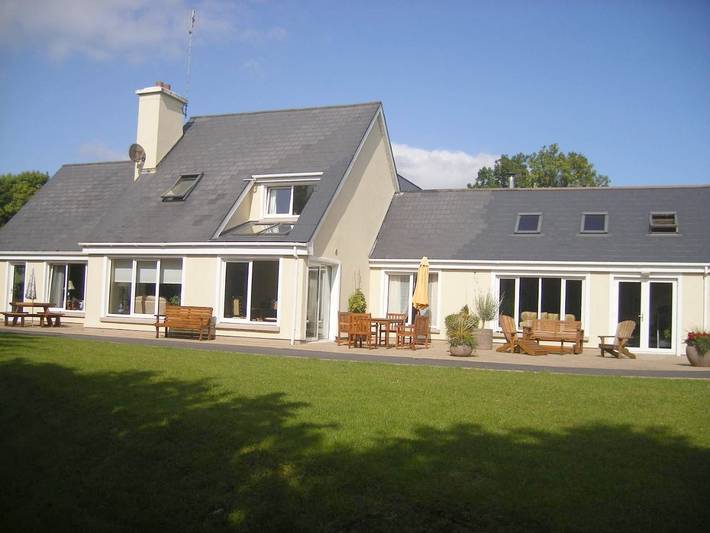 B&B für 3 Personen, mit Terrasse und Whirlpool sowie Garten in County Galway