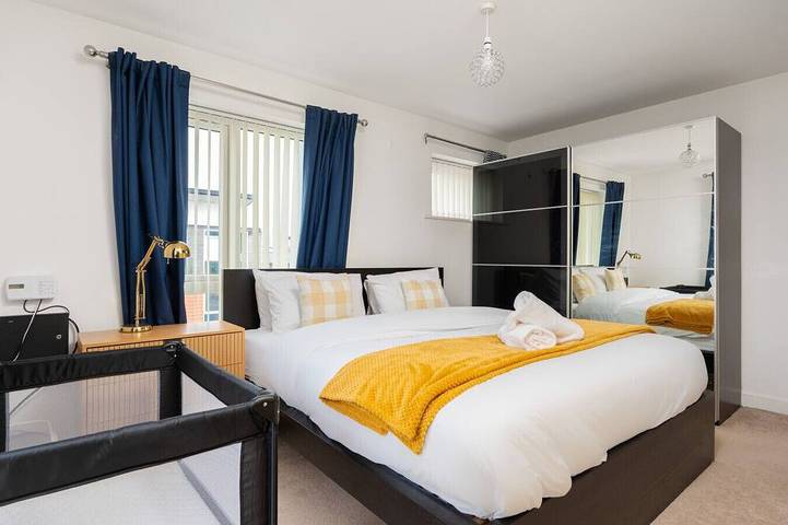 Spacious 4bd 3.5bt - Etihad Coop -Cinema PoolTable in Manchester, Greater Manchester