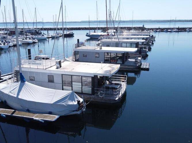 Boot für 2 Personen, mit Terrasse in Boltenhagen