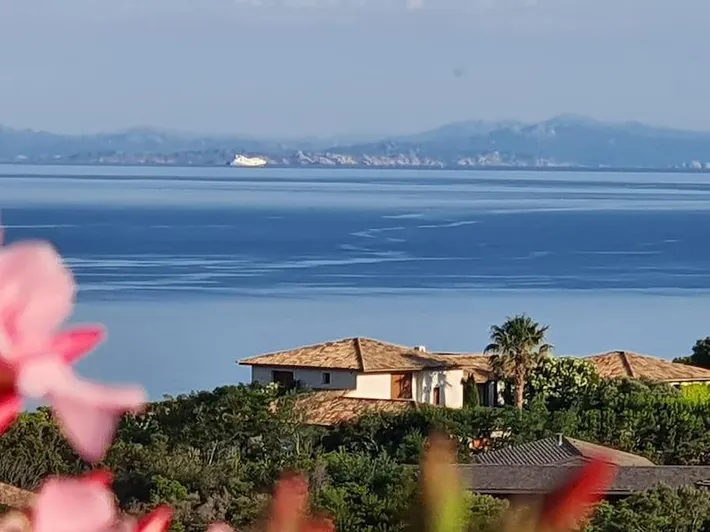 Ferienhaus für 6 Personen, mit Balkon und Pool sowie Ausblick - 1