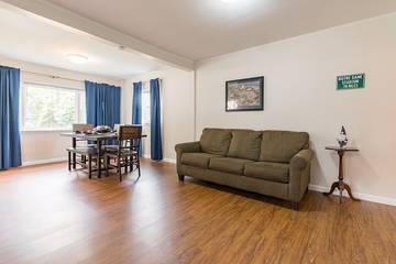 Vacation House for 14 Guests in South Bend, Indiana, Picture 2