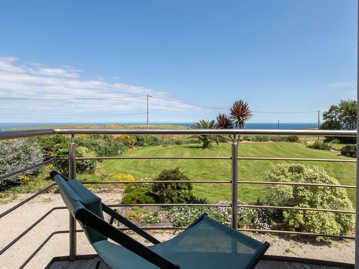 Location de vacances pour 6 personnes, avec terrasse et jardin à Guimaëc - 2